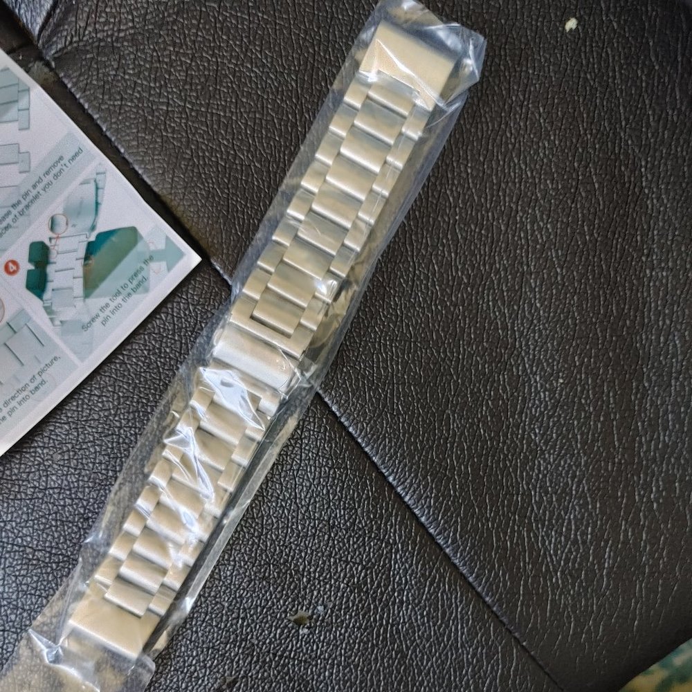 Fenix 5 Watch Band Kit with Tools, New in Box!